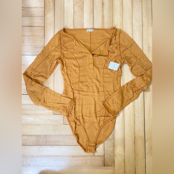 New Free people Sloane Ribbed Bodysuit Amber Henley Snap Button Closure - Picture 4 of 5